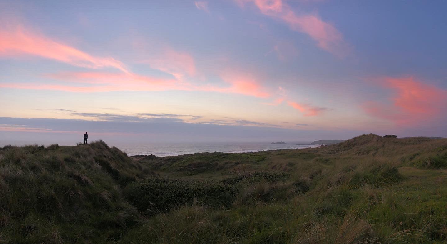 Coastal landscape (I'm very outdoorsy, I went outside once)